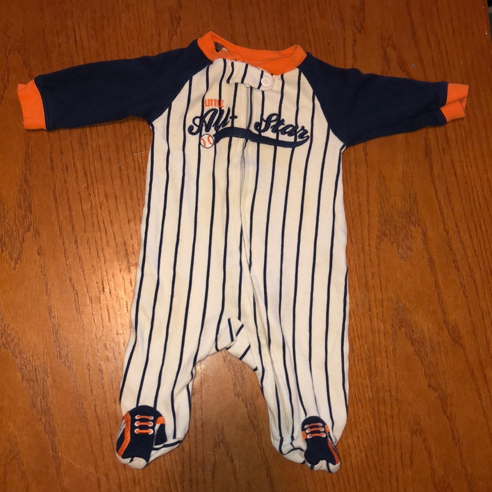 2 newborn baby boy pajamas - Picture 2 of 3